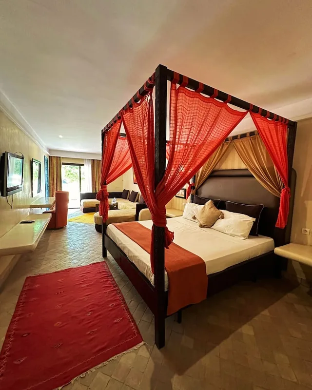 جناح بسرير كوين مع أريكة، Palais Riad Berbere 3/4