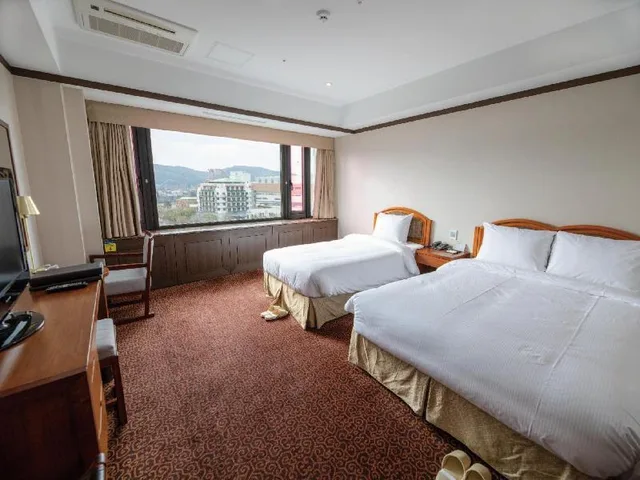 Mountain, Deluxe, Twin Beds، The K Hotel Gyeongju 1/2