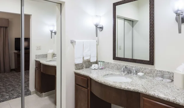 جناح بسرير كينج، Homewood Suites by Hilton Houston Stafford Sugarland 3/6