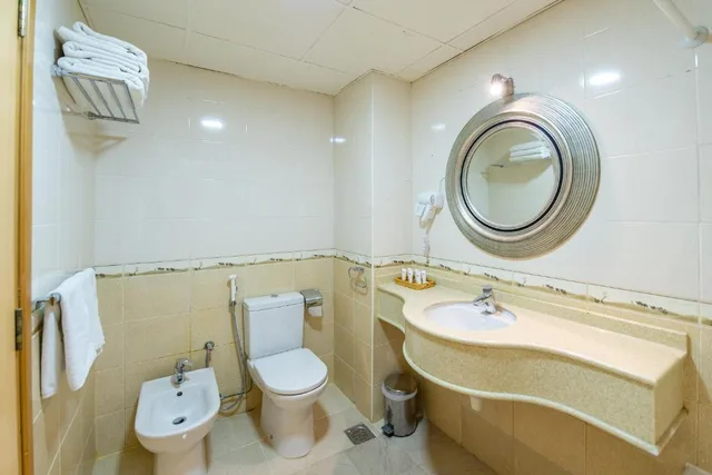 غرفة ديلوكس مفردة، Crystal Plaza hotel 2/2