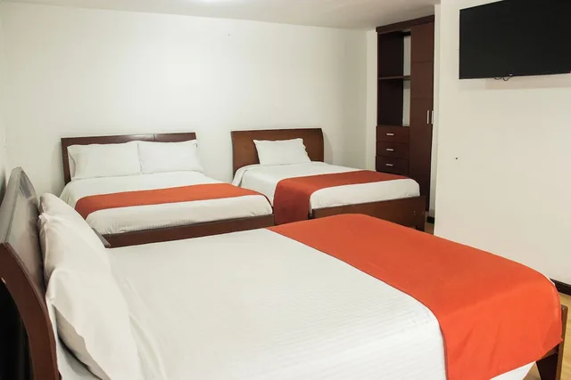 غرفة ثلاثية بثلاثة أسرّة، Nogal Suite Hotel Pasto 1/7