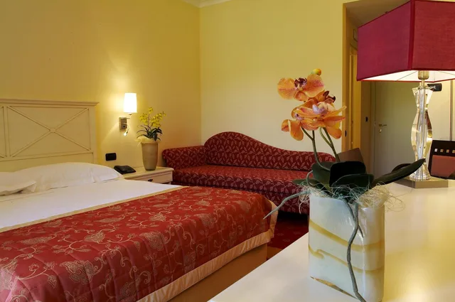 غرفة ديلوكس رباعية بسرير مزدوج بشرفة، Villa Cappugi 2/7