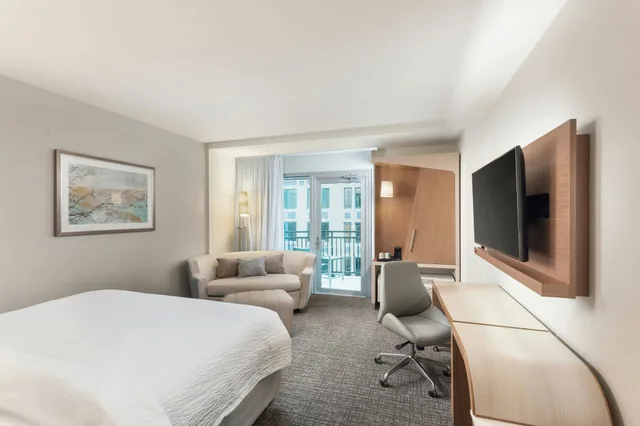 غرفة، Courtyard By Marriott Baton Rouge Downtown 2/4