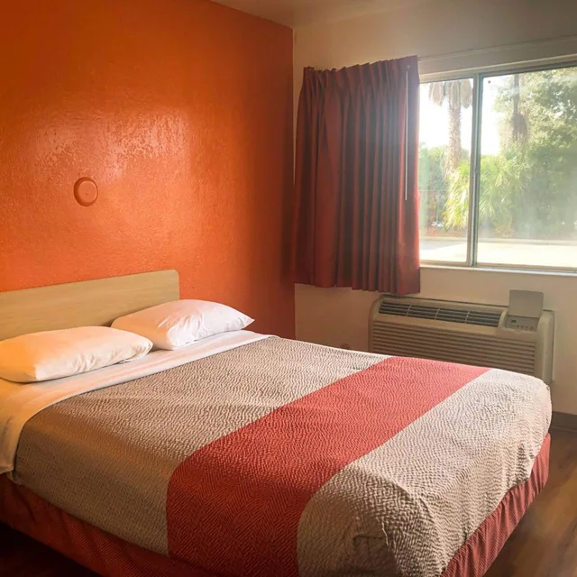 غرفة سوبيريور بسرير مزدوج، Motel6 Jacksonville, FL - Orange Park 8/10