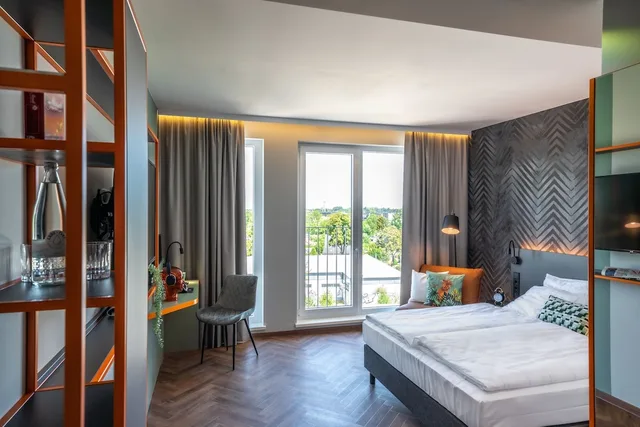 غرفة بزنس بسريرين منفصلين، LOGINN Hotel Berlin Airport 3/7