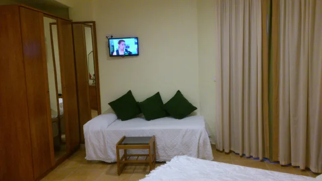 Room, Double or Twin Bed, Hotel Paloma 4/7