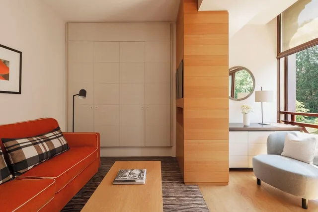 Junior Suite, King Bed, South Facing View, Sofa، Hotel Ermitage Evian Resort 5/8