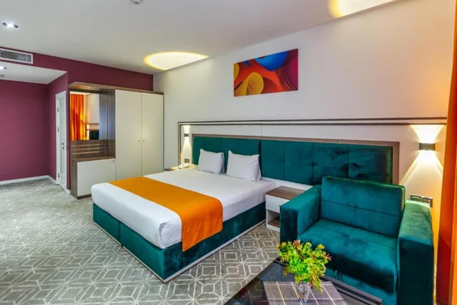 غرفة مفردة بسرير كينج، Alba Hotel & Spa 2/2