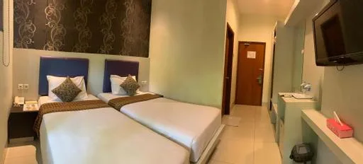 غرفة ديلوكس تنفيذية بسرير مزدوج، Jelita Tanjung Hotel 2/2