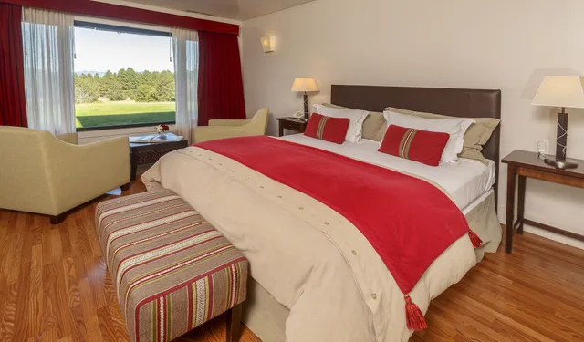 Superior, Triple, 1 King and 1 Single Beds, Loi Suites Chapelco Hotel 1/8