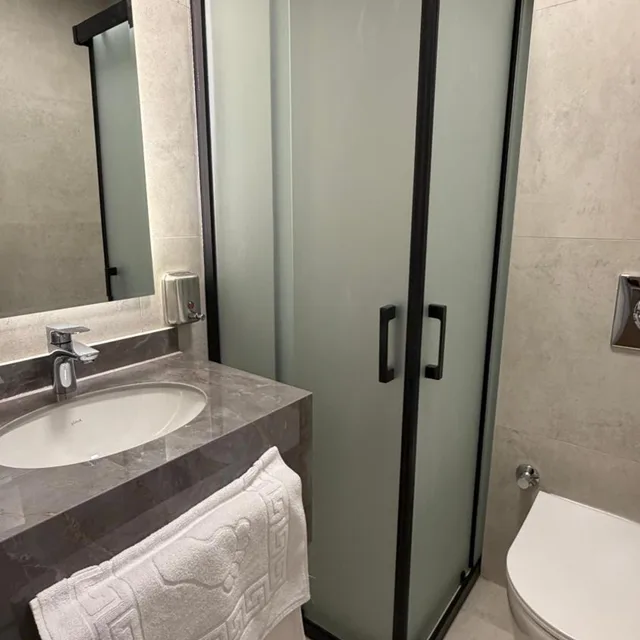 غرفة ديلوكس بسرير مزدوج بإطلالة على البحر، Ridvan Hotel 5/6