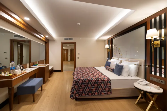 Family Room Side Seaview، Adalya Elite Lara Hotel 1/3