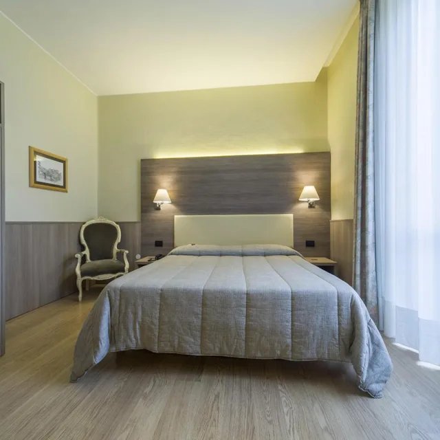 غرفة سوبيريور مفردة، Hotel Est 1/16