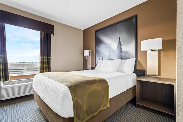 جناح بسرير كوين، Super 8 By Wyndham Prince Albert 6/10