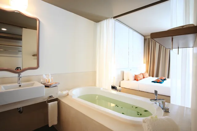 غرفة سوبيريور بسرير كينج، Proud Phuket Hotel 4/4