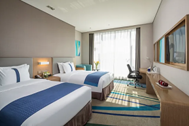 Standard, HOLIDAY INN EXPRESS HANGZHOU EAST STATION 1/2