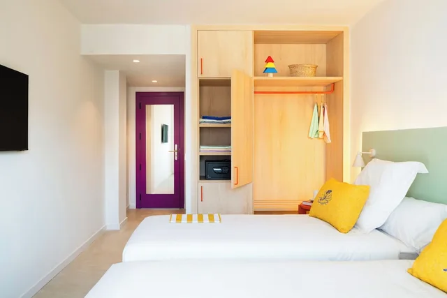 غرفة سوبيريور بسريرين منفصلين بإطلالة على المسبح، Coral Star Apartments 2/7