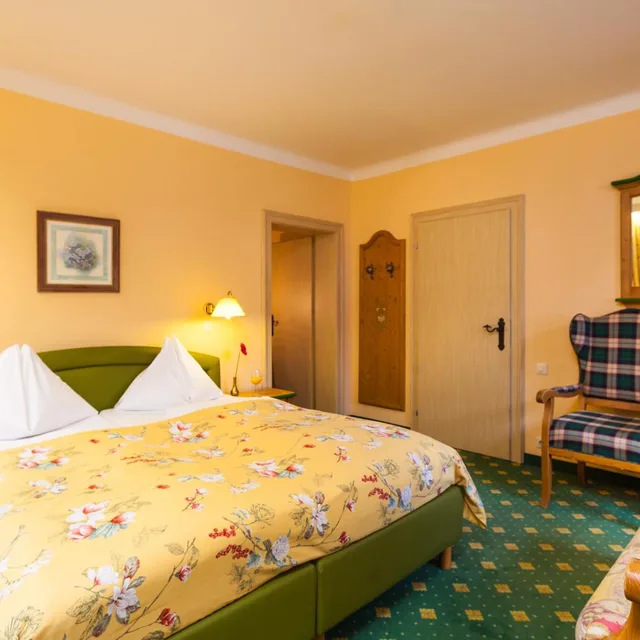 جناح بشرفة بغرفتي نوم، St. Georg Hotel 1/7