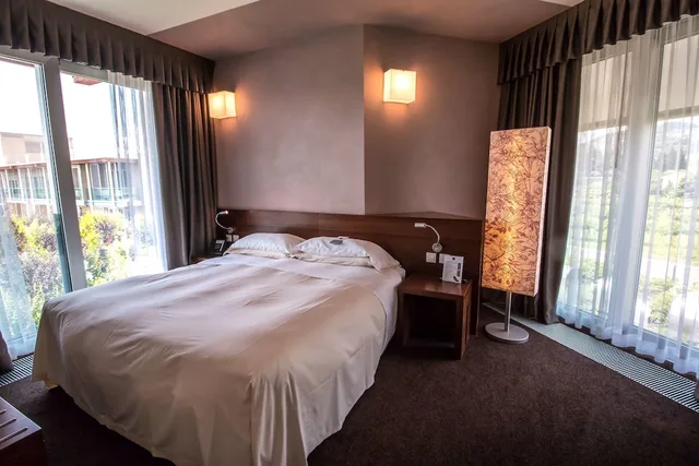غرفة كومفورت ثلاثية بسرير كينج مع أريكة، Aqualux Hotel Spa Suite & Terme 6/10
