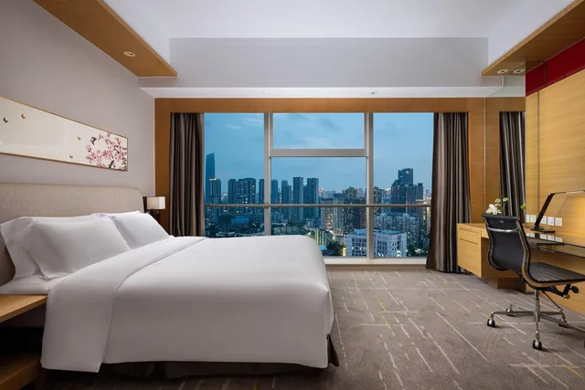 غرفة ديلوكس بسريرين مزدوجين، New World Wuhan Hotel 2/2