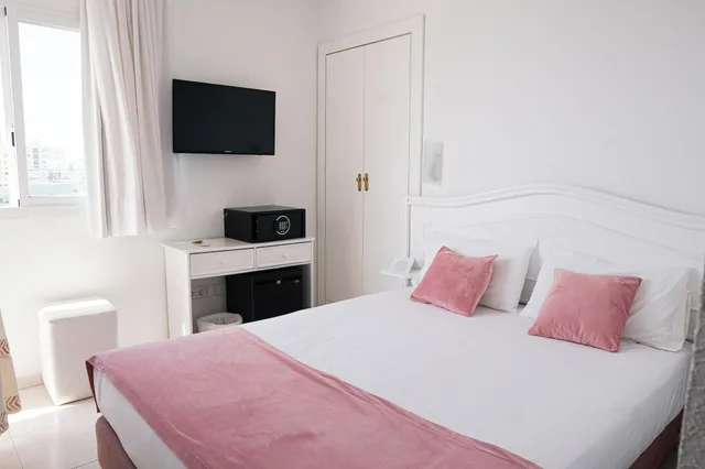 غرفة أساسية بشرفة، Hotel Aromar 1/2