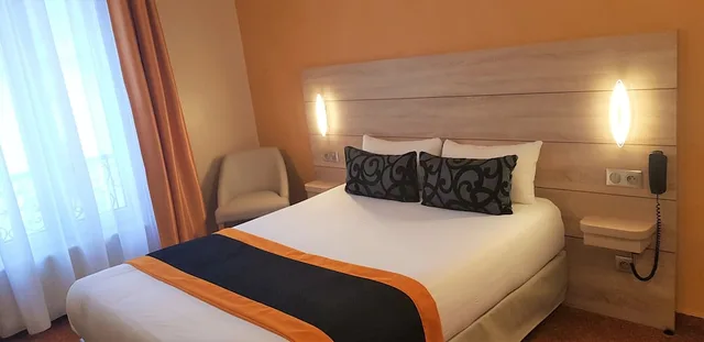 غرفة قياسية بسرير كوين، Hotel Champerret Elysees 1/8