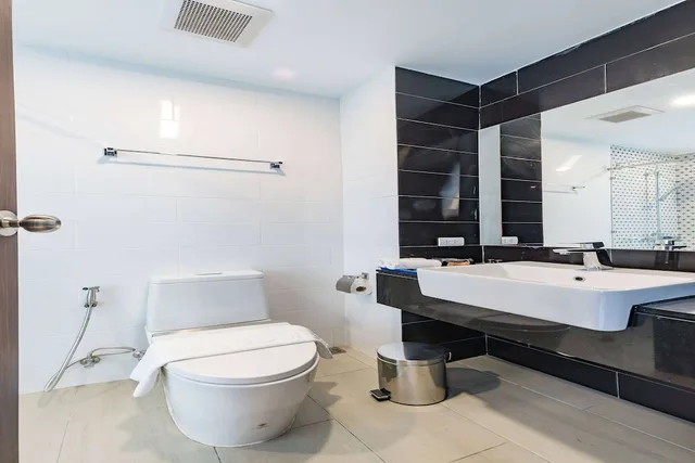 غرفة ديلوكس بسرير مزدوج بإطلالة على الحديقة، Wyndham Royal Lee Phuket 5/10