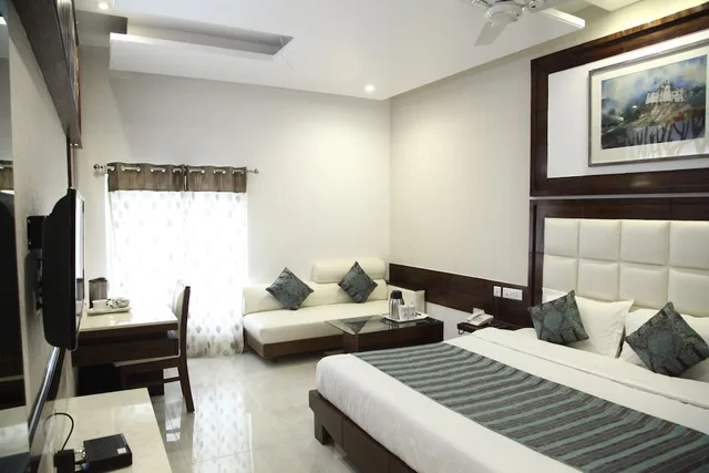 غرفة كلوب بسرير مزدوج، Hotel Emerald 4/8