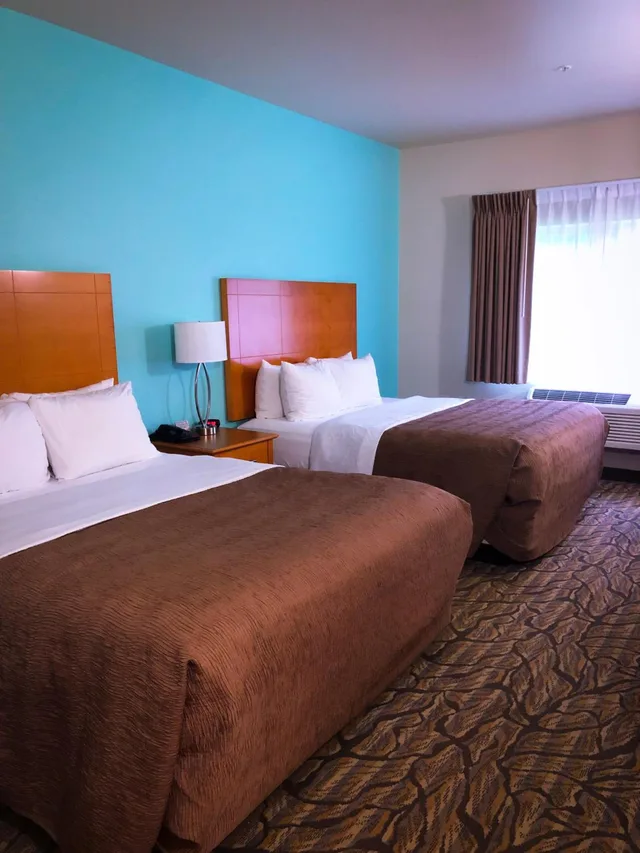 غرفة بسريرين كوين، Aspen Hotel Soldotna 1/4