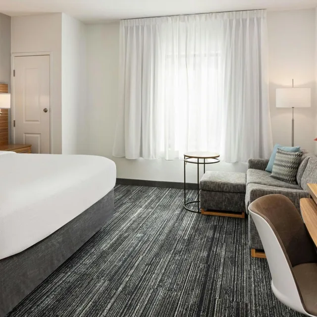 استوديو بسرير كينج مع أريكة بحوض استحمام لذوي الإعاقة، Towneplace Suites Minneapolis Mall of America 5/10