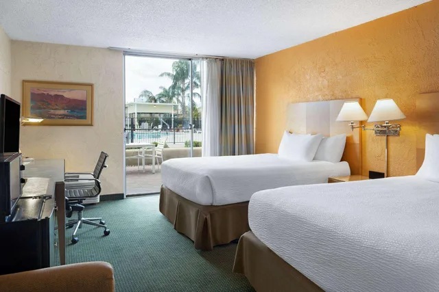 Room, Quadruple, 2 Queen Beds, Ramada by Wyndham Tucson 2/2