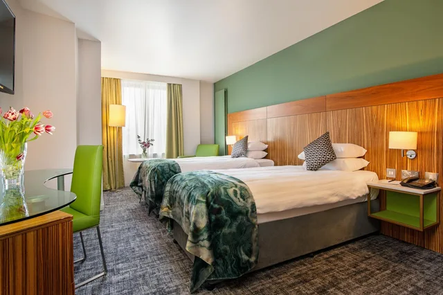 غرفة بسريرين منفصلين، Glasshouse Hotel 2/5