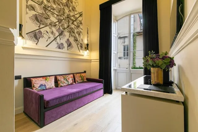 جناح تنفيذي بسرير كينج مع أريكة، Roma Luxus Hotel 3/4