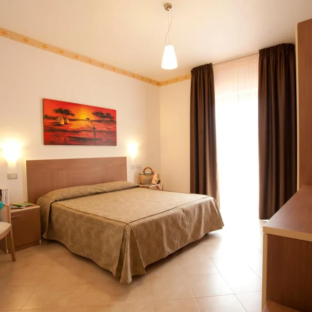 غرفة بسرير مزدوج بشرفة، Oasiclub Hotel 1/10