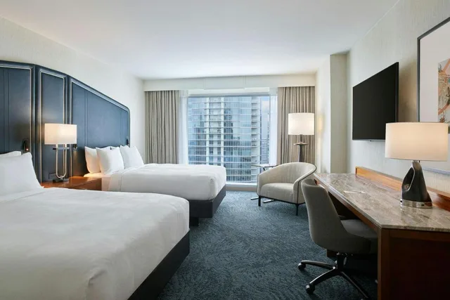 غرفة بسريرين كوين بإطلالة على المدينة في طابق مرتفع، JW MARRIOTT AUSTIN 14/18