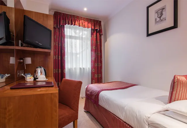 غرفة قياسية مفردة، Blandford Hotel 4/9
