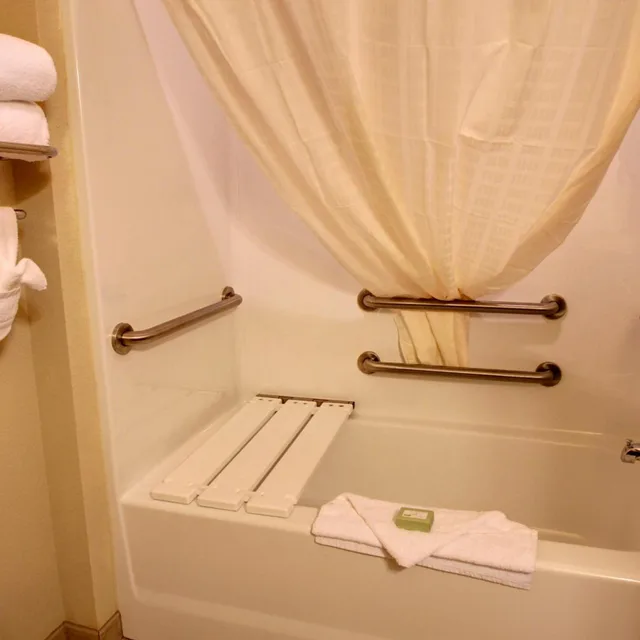 استوديو لذوي الإعاقة، Cobblestone Hotel And Suites Broken Bow 7/7