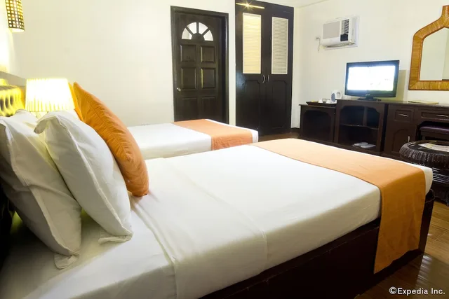 Summer House, Deluxe, Twin Beds، Paradise Garden Resort Hotel and Convention Center 1/4