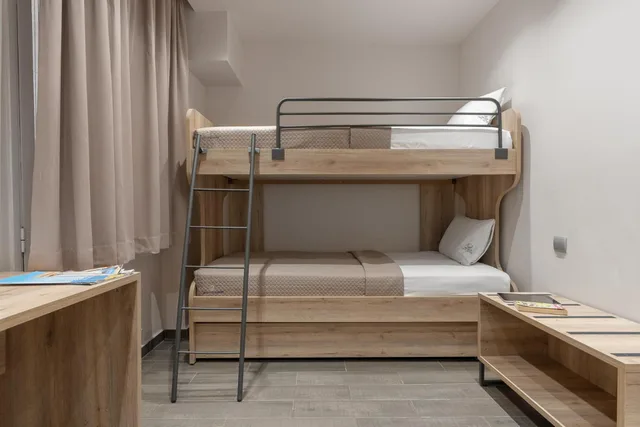 Family Suite, Piraeus City Hotel 4/6