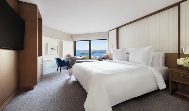 Deluxe, King Bed, Partial Harbour View، Four Seasons Hotel Sydney 2/7