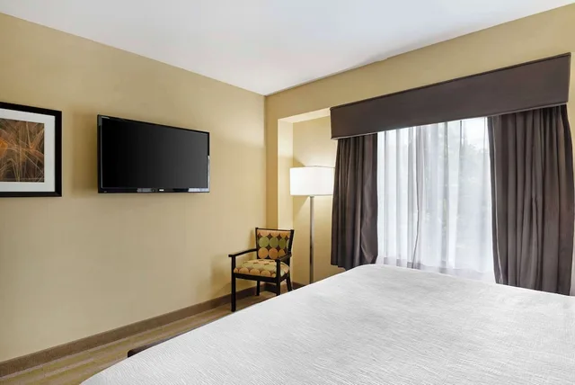 جناح بسرير كينج بمطبخ صغير، Best Western Plus Thornburg Inn & Suites 2/4