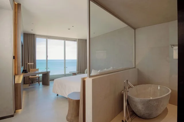 2 Bedrooms, Apartment, King Bed, Bunk Bed, Ocean Front, Sofa, Bathtub، M Hotel Danang 6/6