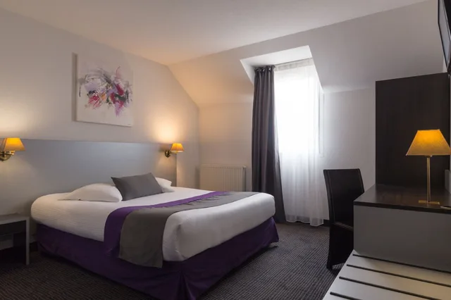 غرفة قياسية بسرير مزدوج، Hotel the Originals Evreux Nord Acadine 2/5