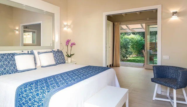 بنغل ديلوكس عائلي بسرير مزدوج وسرير فردي، Forte Village Resort - Bouganville 1/4