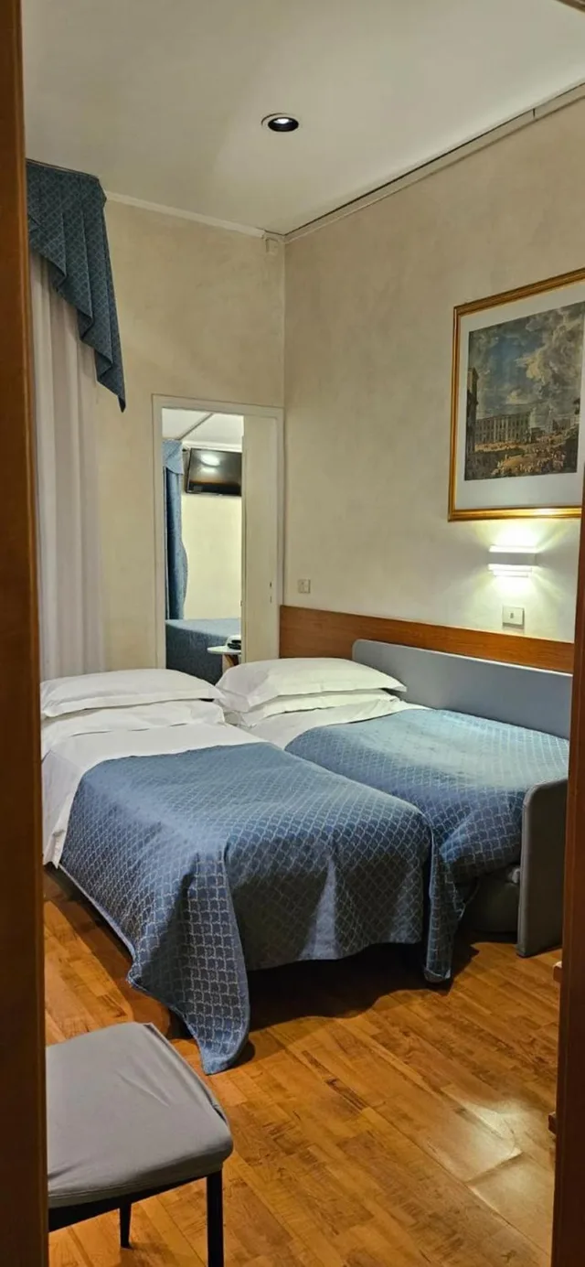 غرفة عائلية، Hotel Julia 3/10