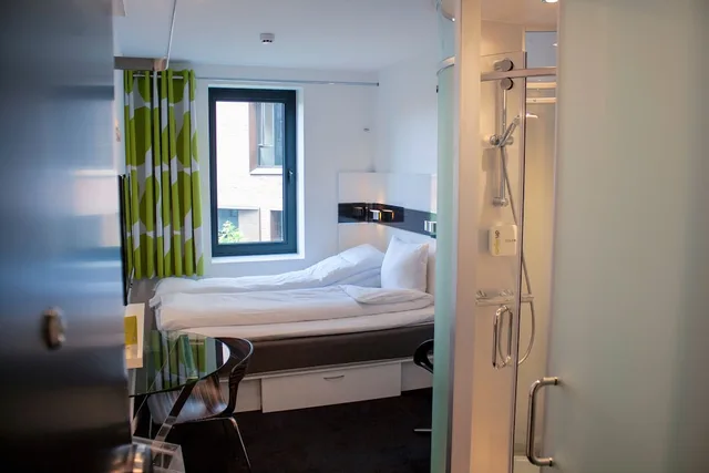 Wakeup, Futon Bed, 1 Queen and 1 Single Bed, Large، Wakeup Copenhagen Borgergade 5/5