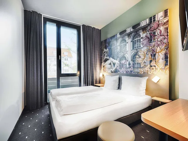 غرفة عائلية بسريرين مزدوجين، B&B Hotel Munchen-Moosach 1/5