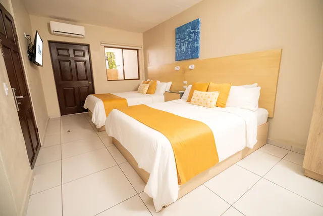 Room, Double Bed, Hot Tub, Hotel Los Farallones 1/2