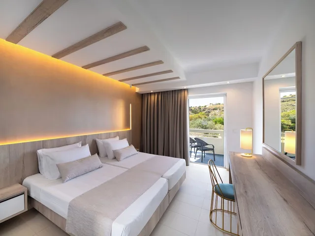 غرفة بسرير مزدوج بإطلالة على الحديقة، Lindos White Hotel & Suites 1/10