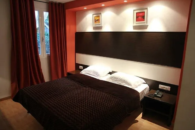 غرفة مفردة، Abc Hotel 3/5